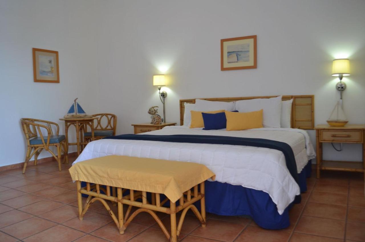 Parador Boquemar โบเคโรน ภายนอก รูปภาพ